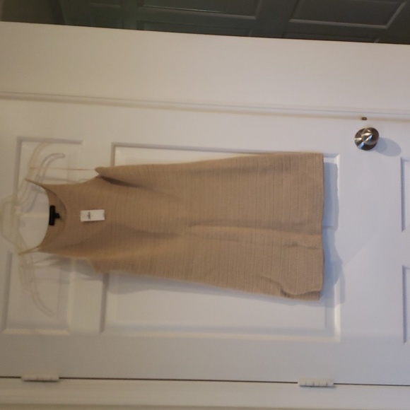 NWT! Banana Republic Crochet halter dress - Picture 7 of 8